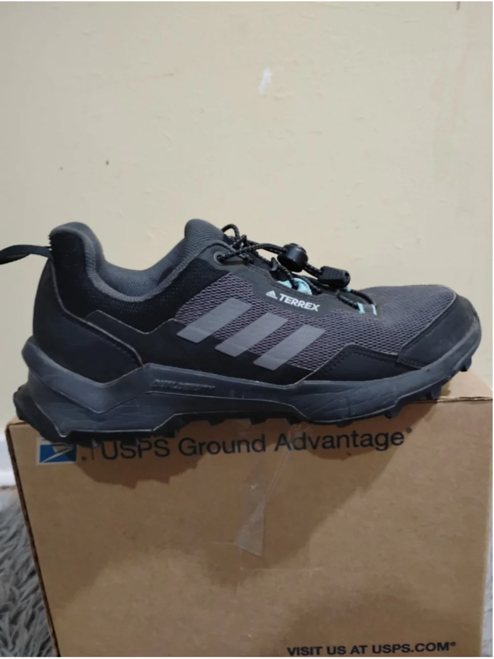 adidas Terrex AX4Women's Size 9 Hiking Shoes Black Gray Sneakers FZ3255